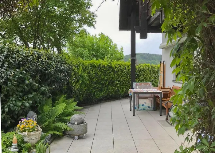 Boehmerwaldnest * Schönsee